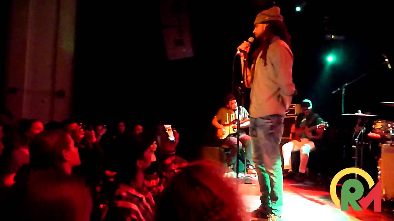 Ziggi Recado - Girl I Need to Tell you this @ Reggae Unplugged (21/3/2015)