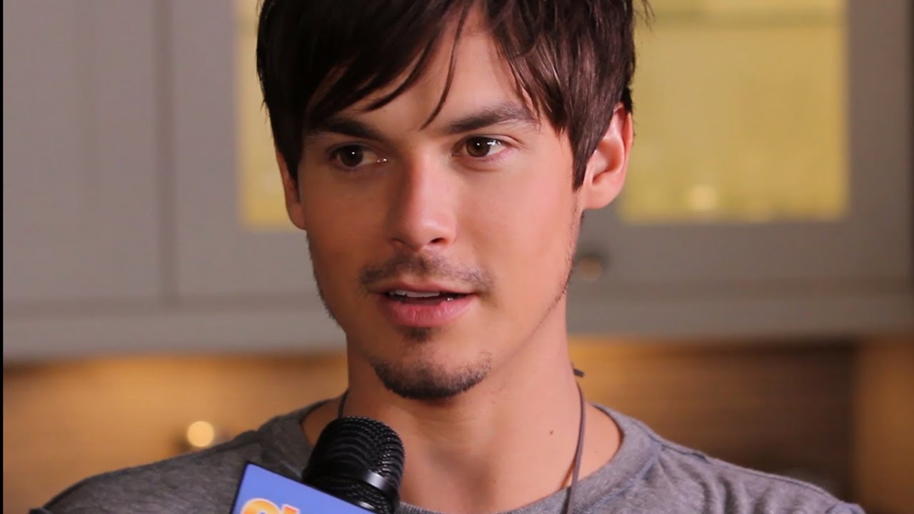 Tyler Blackburn Talks Haleb Future & Pretty Little Liars Movie