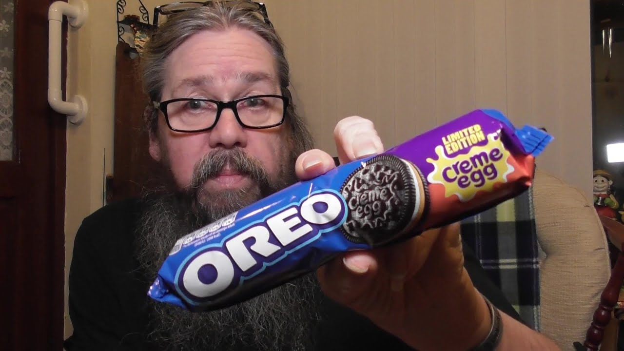 Limited edition Creme egg Oreo
