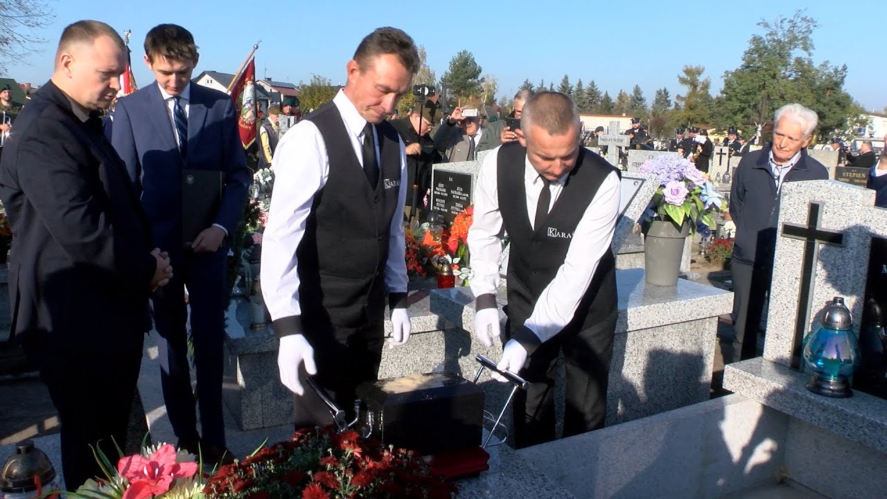 Ceremonia pogrzebowa ś.p. Mistrza Andrzeja Pityńskiego - twórcy pomników min. 
