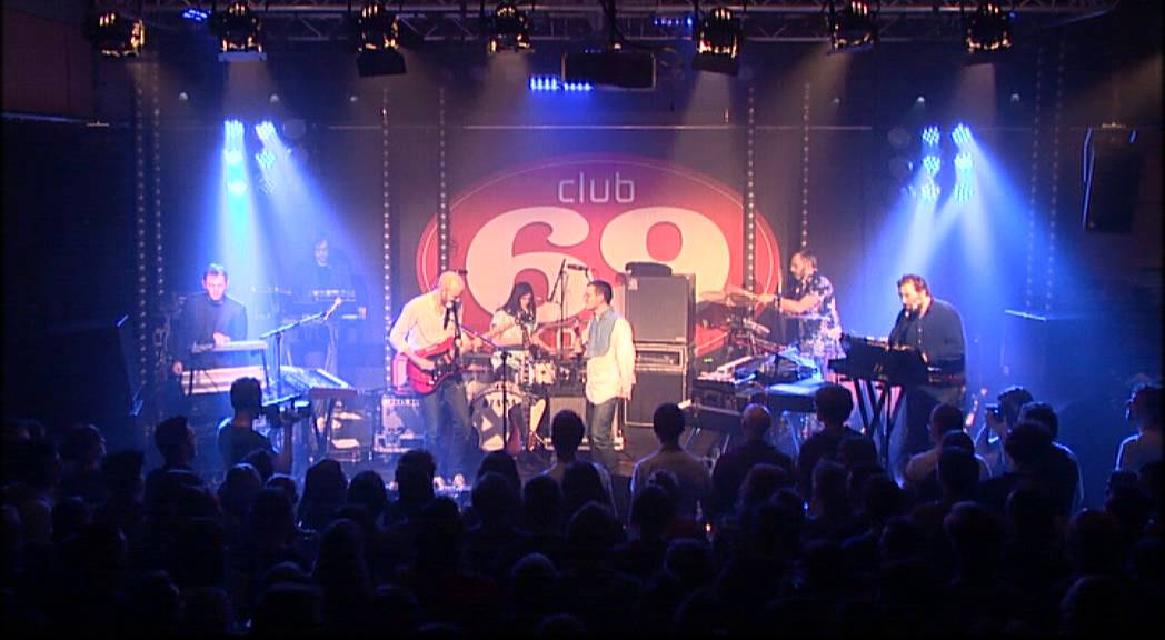 Studio Brussel: Hot Chip - One Life Stand & Night and Day (live in Club 69)