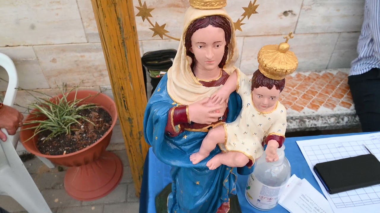 Vena Media MADONNA DELLE GRAZIE festa 2021. La compostezza e la sofferenza del popolo credente.