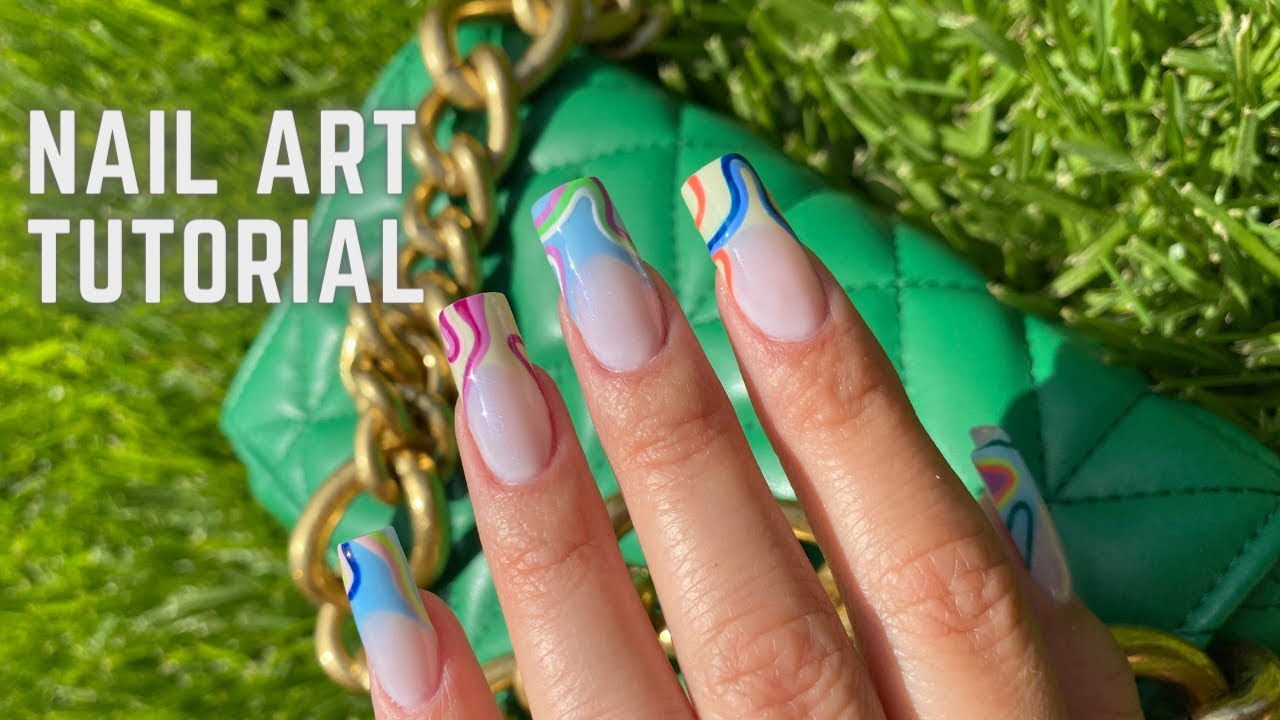 Groovy | Abstract | Swirl Nails | Kylie Jenner Inspired Nails 💕