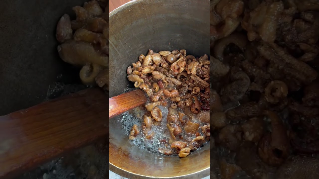 Процесс изготовления шкурок для мытья посуды. 🐷🐖 #jugandnene #getithowyoulive #hogprocessing