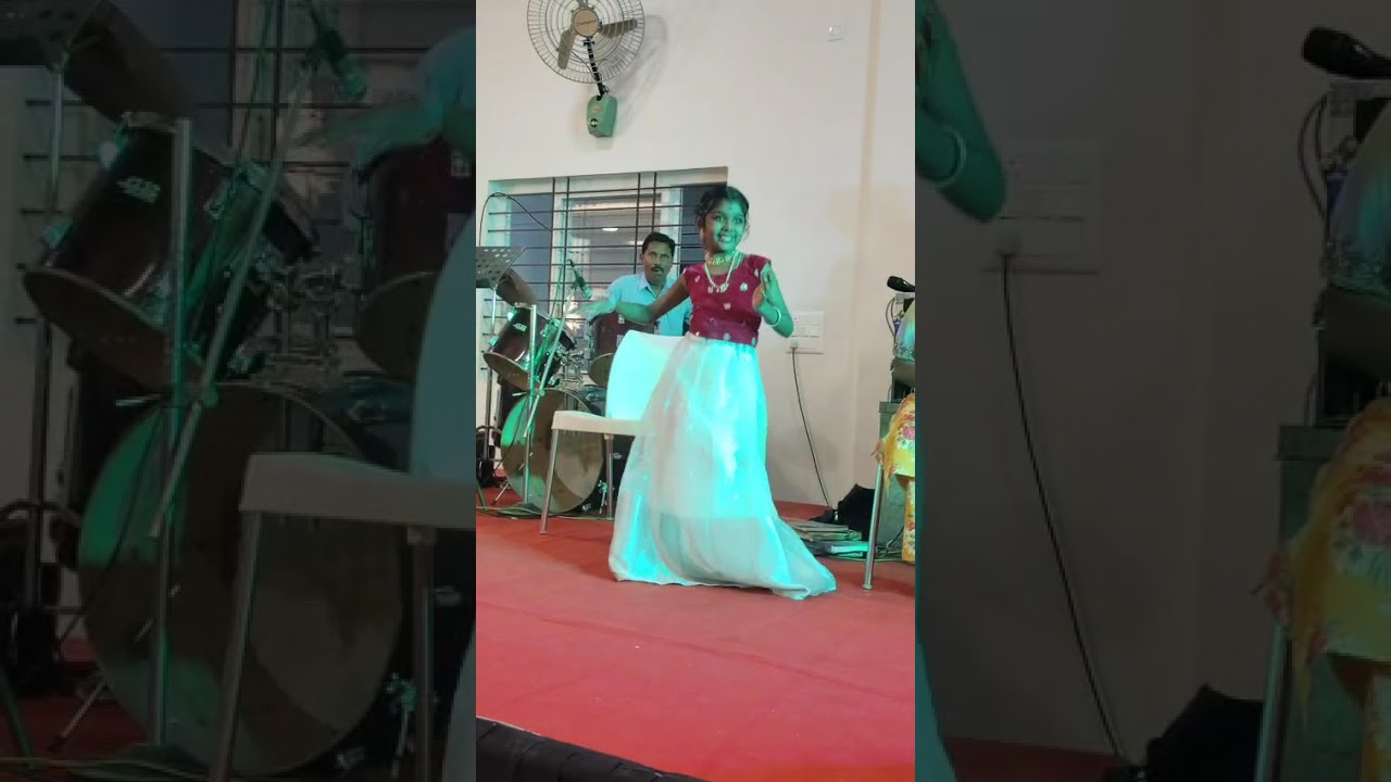 Ra Ra Rakkamma song