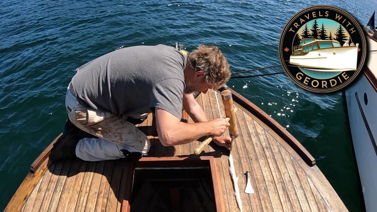 Ep 475 - Foredeck Failure - Wooden Boat Restoration - Travels With Geordie