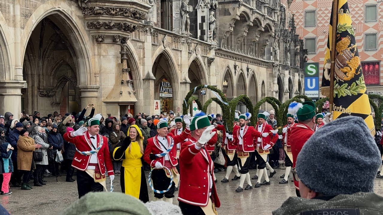 Leben im Winterwunderland . Eine schöne Stadt in Deutschland München Walk Tour 4k