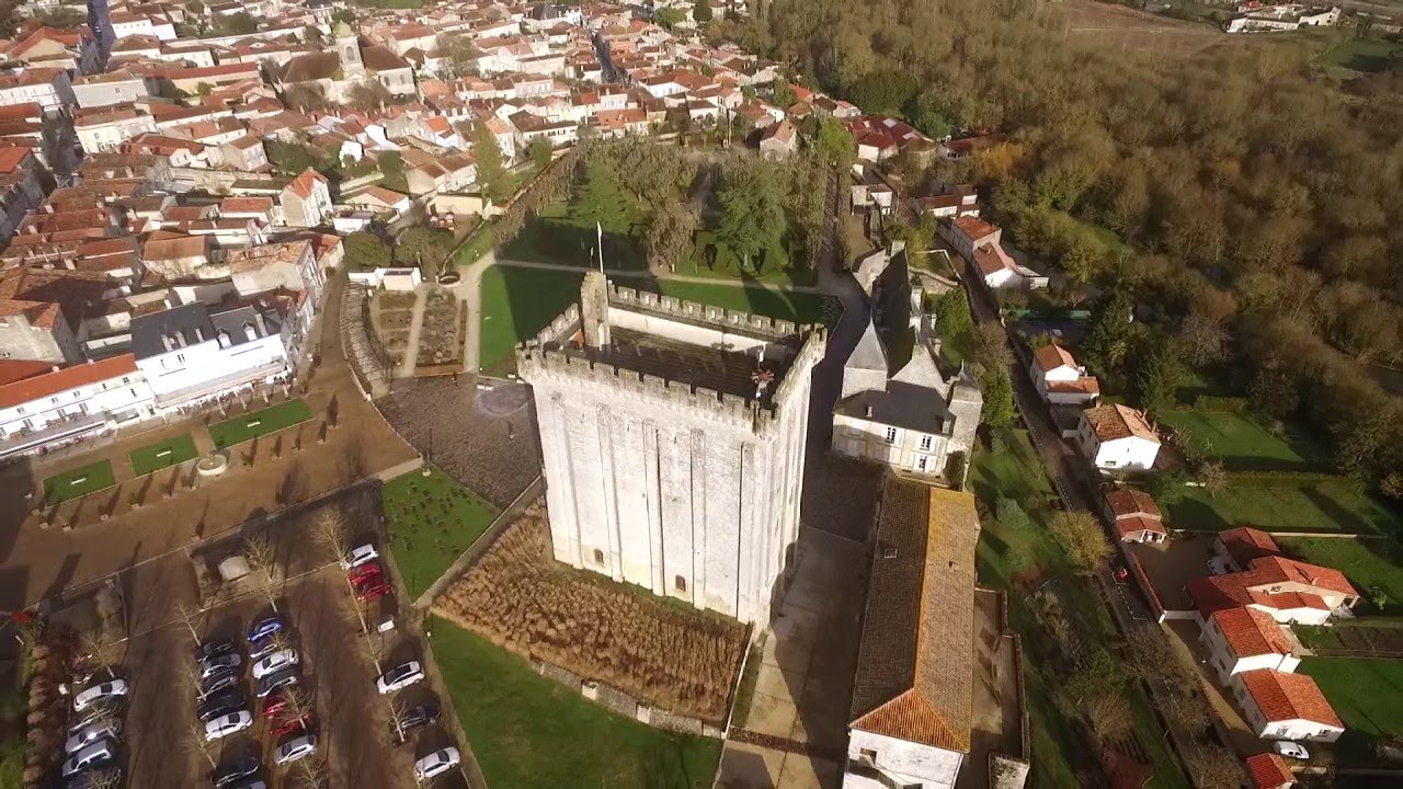 « Tous les chemins mènent à vous » à Pons en Charente-Maritime