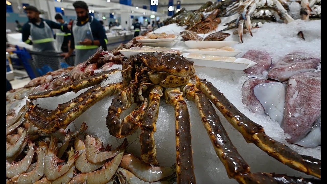 Крупнейший рыбный рынок в Дубае (Dubai Waterfront Market).