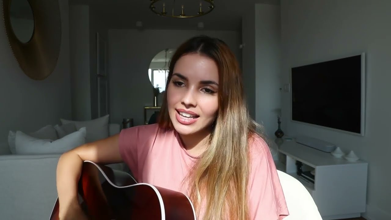Umbrella - Rihanna (Cover) by Najwa
