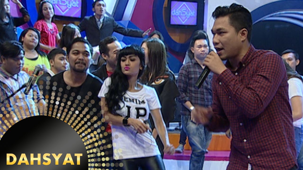 JuPe Joget Asik Dengar Armada 'Pulang Malu Tak Pulang Rindu' [Dahsyat] [27 Jan 2016]
