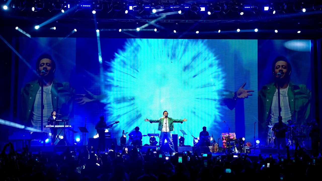Atif Aslam Live at AIUB | Adat | American International University Bangladesh | Dhaka | Bangladesh