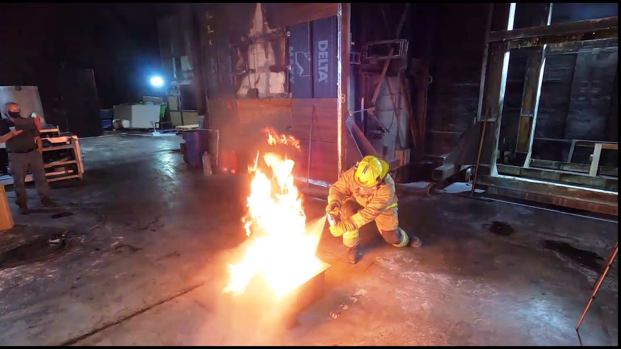 Firexo Compact Extinguisher UL711 Fire Test