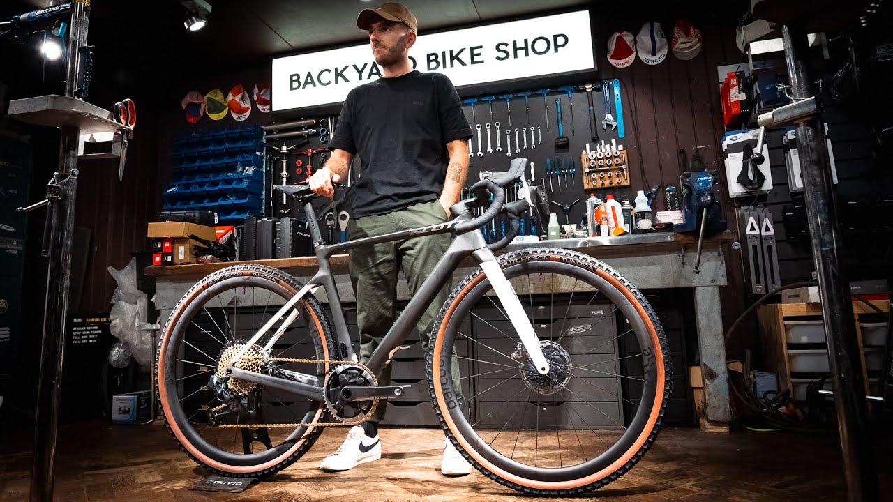 Francis Cade's Mullet Custom Bike Build