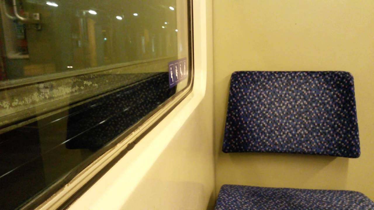 ÖBB REX 4020 Franz-Josefs-Bahnhof-Spittelau in Wien