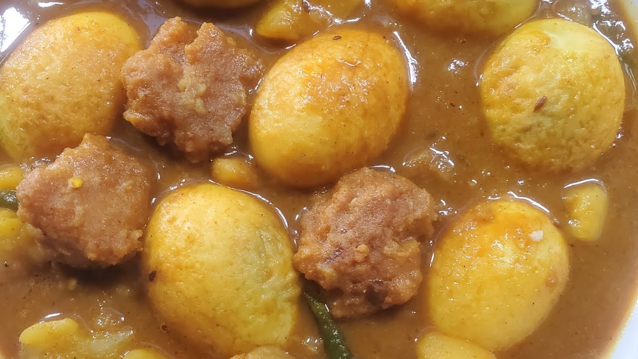 ডিম আর ডালের বড়া দিয়ে দারুণ মজার রেসিপি 