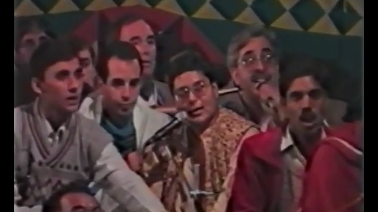 Rabbani Ban bhajan by Sanjay Talwar before Shri Mataji (Noida)- 30 Nov 1994