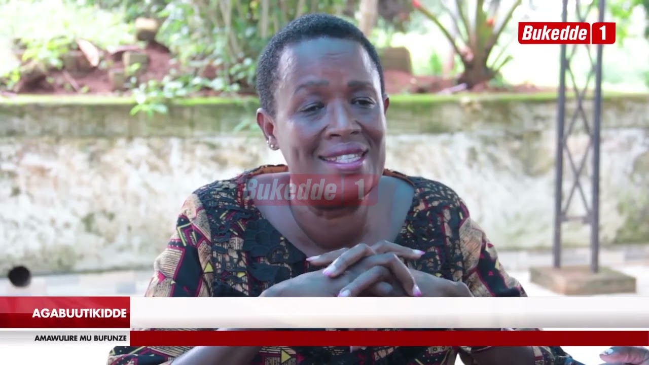 Entalo z’ebyobufuzi e Kalungu, Aisha Ssekindi ayambalidde eyali minisita Vicent Ssempijja.