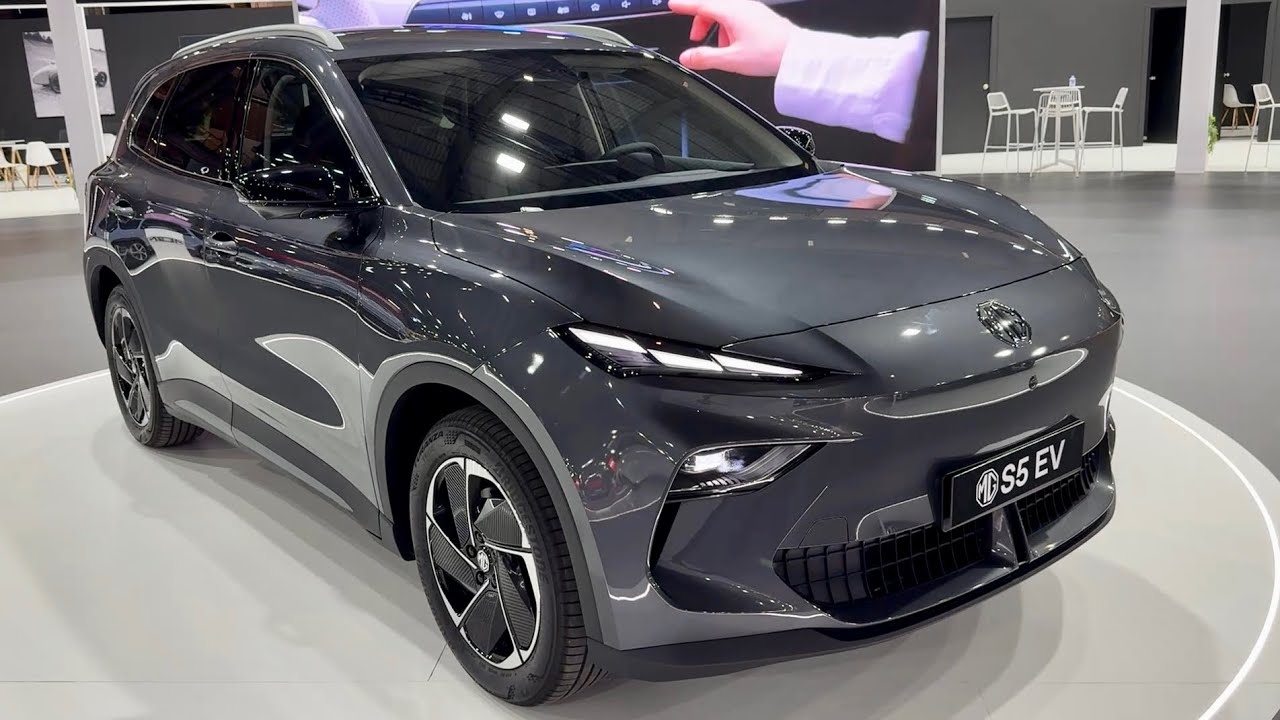 New MG S5 EV (2025) LUXURY - FULL REVIEW (exterior, interior, specs)