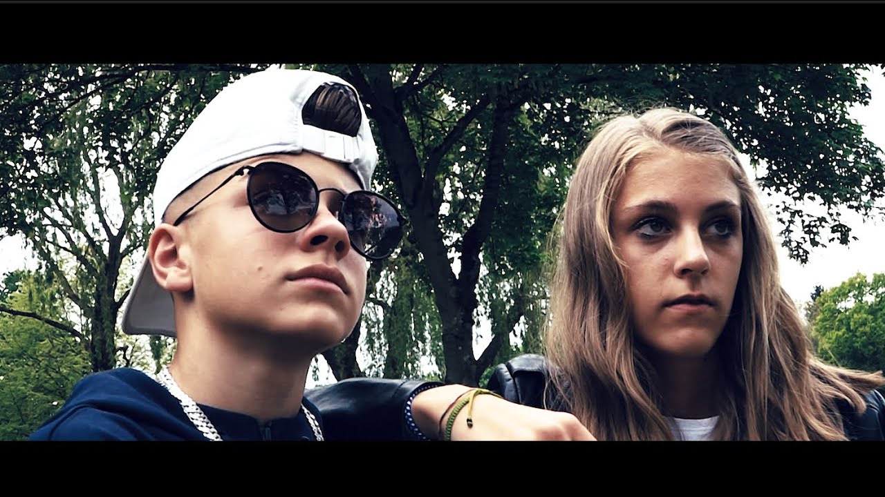 Dustin - Schwarz und Weiss (official Musikvideo) // VDSIS