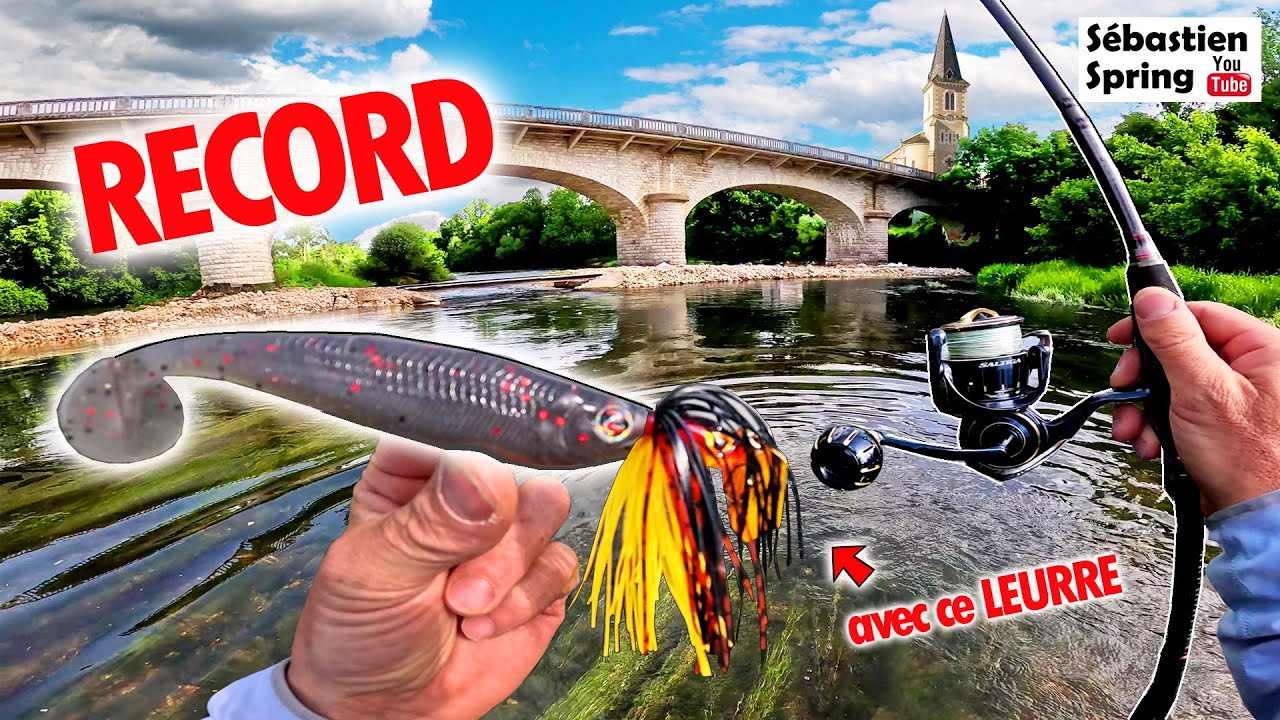 Il pêche un ÉNORME POISSON et c'est son RECORD dans cette rivière !