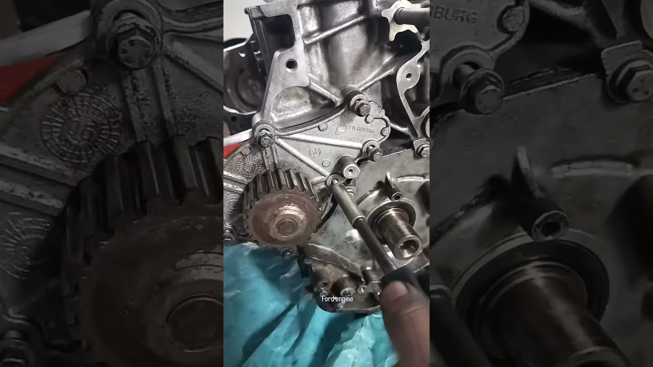 #Ford #FordCar #EngineFitting #MechanicLife #CarRestoration #GarageVibes #FordEngine #CarRepair #