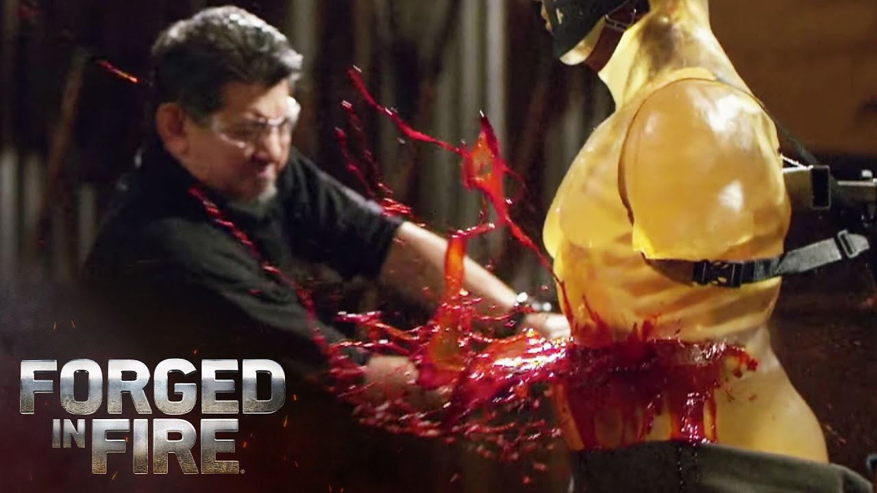 HUGE Broadsword Inflicts CATASTROPHIC DAMAGE (Season 7) | Forged in Fire