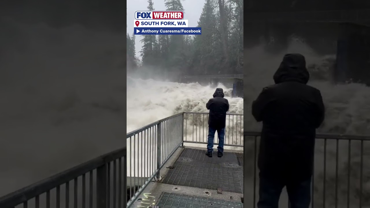 Atmospheric river slams Washington