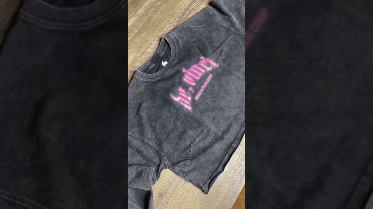 Women's Raw Hem Long Sleeve Crop Top. Now Available #shorts #clothingbrand #shopdevinci