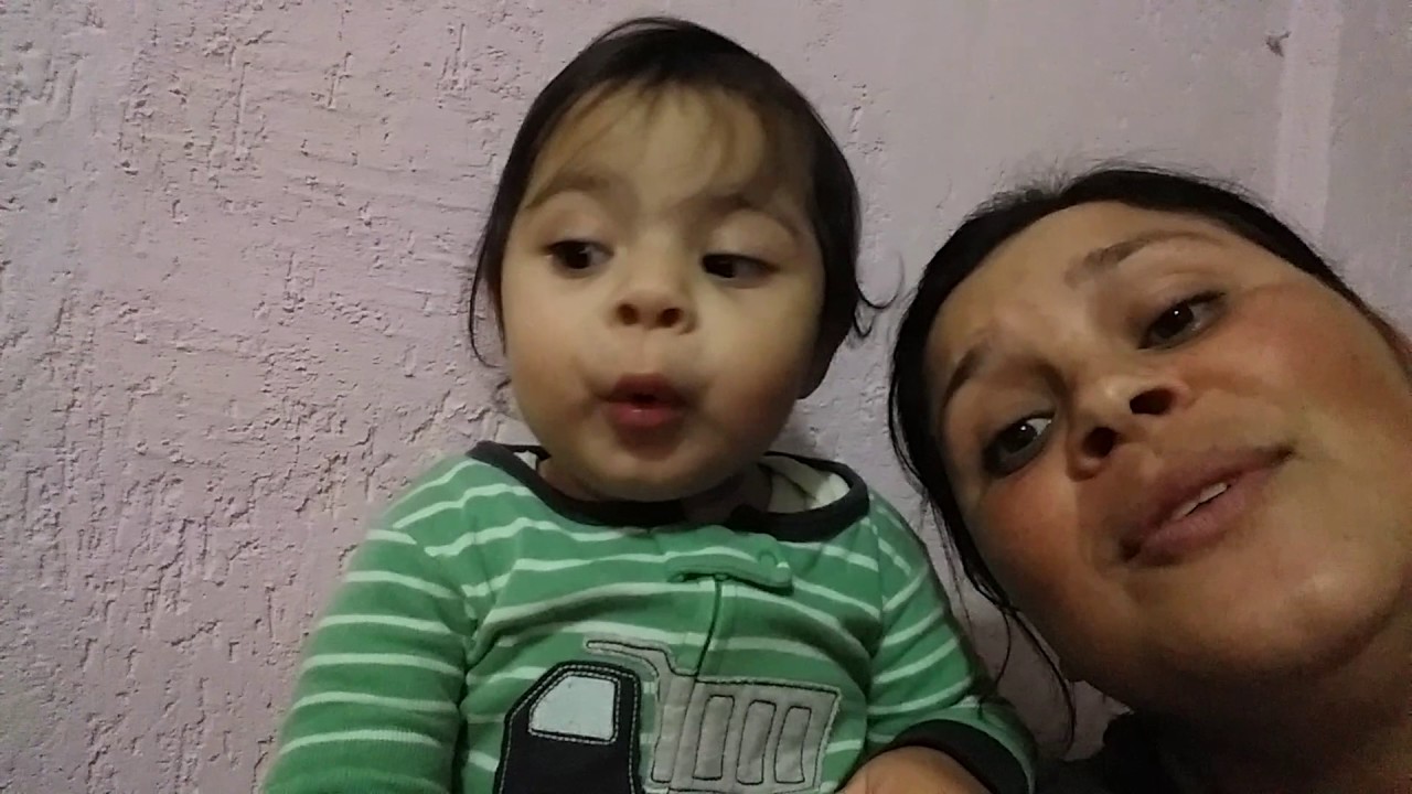 Pimpinha cantando hino da harpa