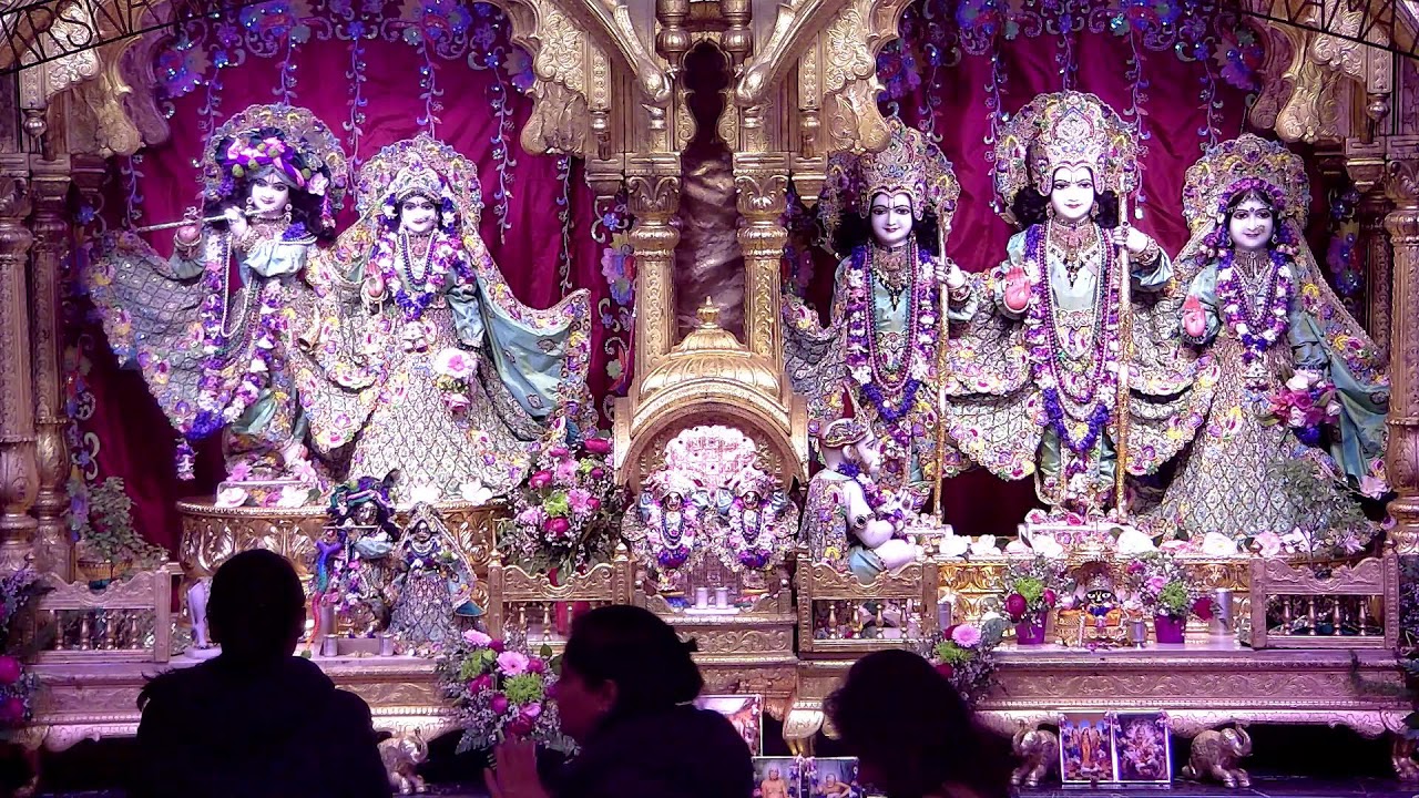 Bhaktivedanta Manor | Darshan