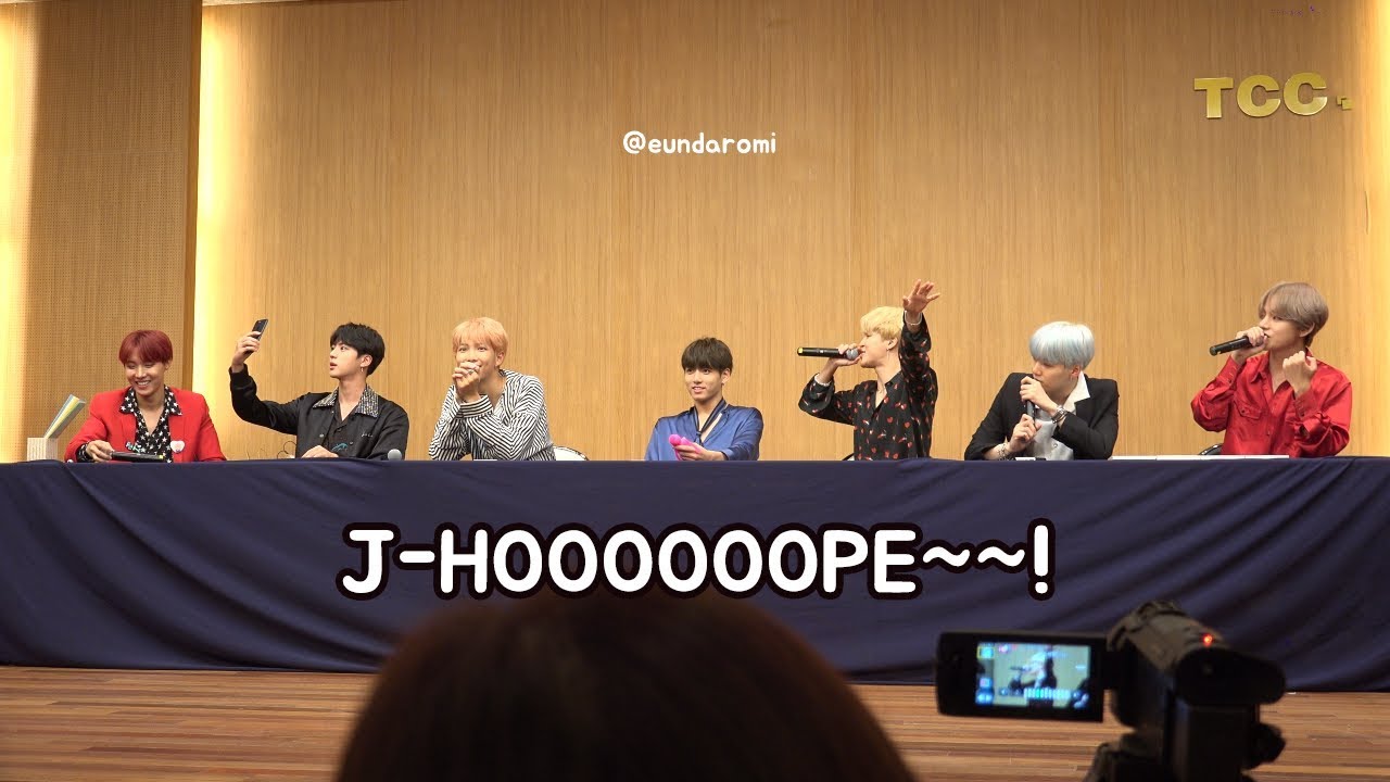 [eng sub]170922 알라딘 팬사인회 방탄소년단/단체 모두 제이홉 칭찬하기! (bts jhope, jimin, jungkook, rm, jin, suga, V) 직캠