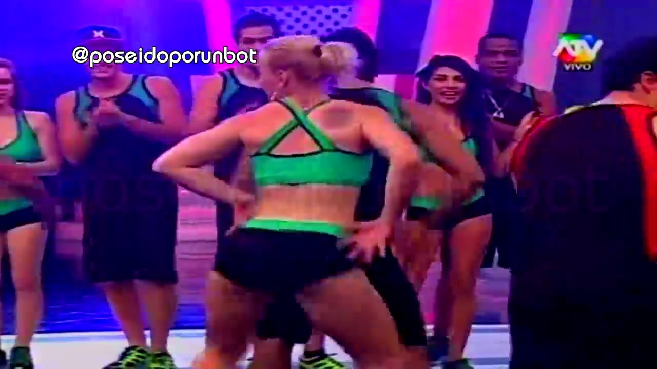 COMBATE: Valentina Shevchenko Enseña a Bailar a los Combatientes 13/08/13