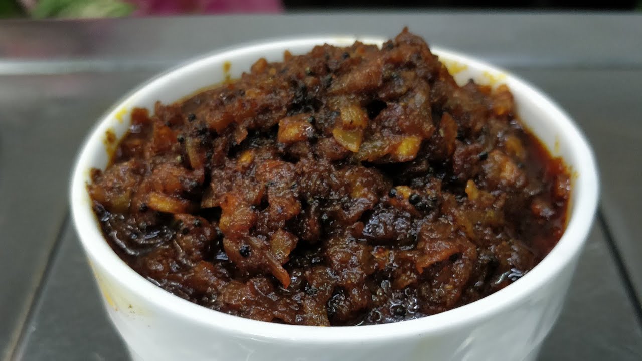Vengaya Thokku/ Onion pickle by Revathy Shanmugam
