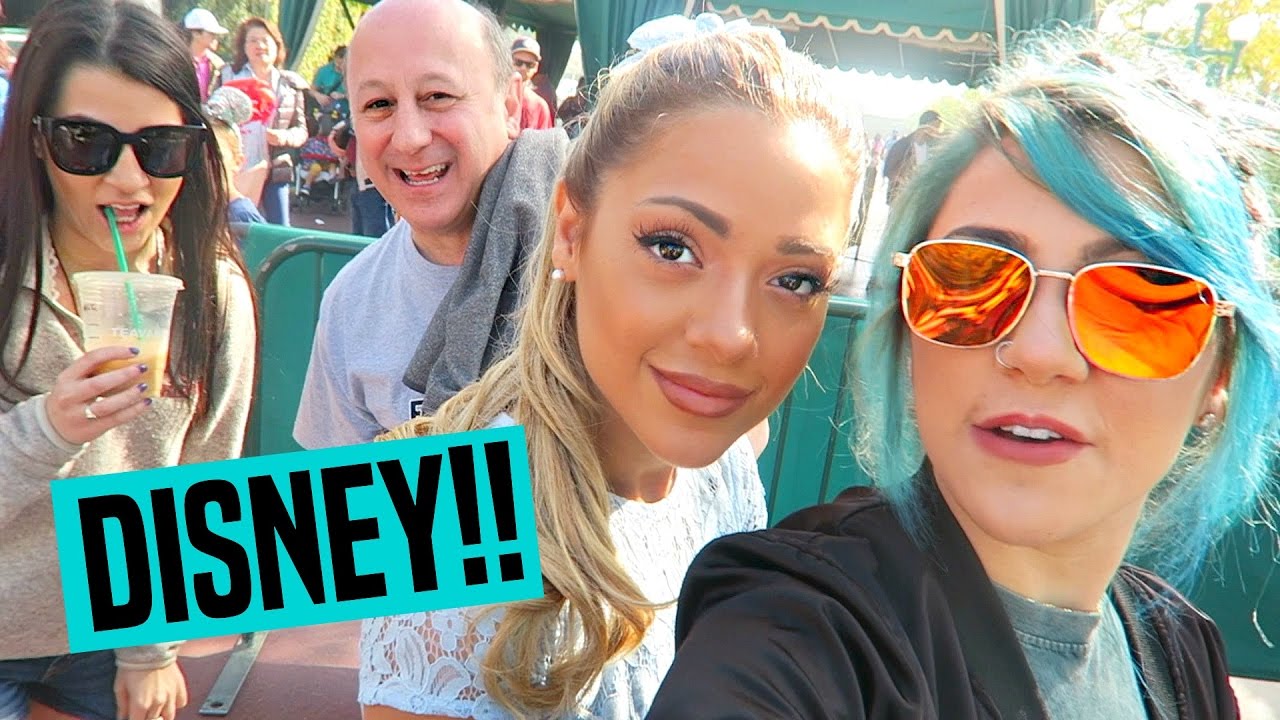 DISNEY W/ MY FAMILY!! Niki DeMar