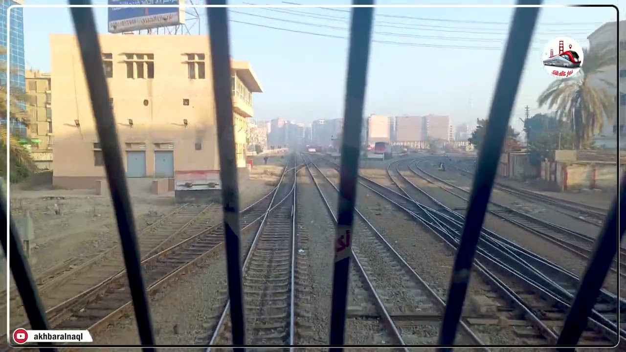 مرور أفخم قطارات السكة الحديد من محطة بنها وكبري النيل