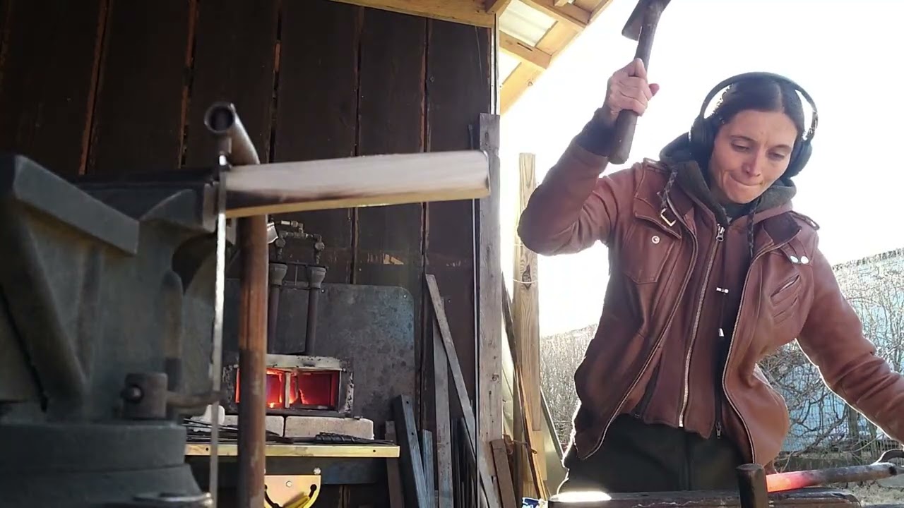 Windy Day In The Forge ~ Creation of the Sai and a Wedge, Part ||
