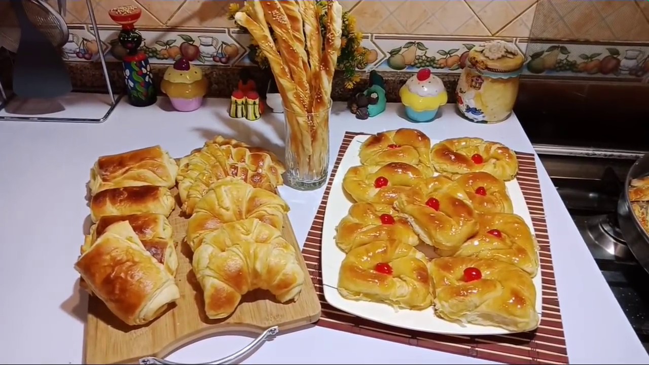 العجينة المورقة عملنا بيها الدناش والكرواسون والباتيه ،تووووووحفة  😍😍😍من مطبخي فاطمة أبو حاتي