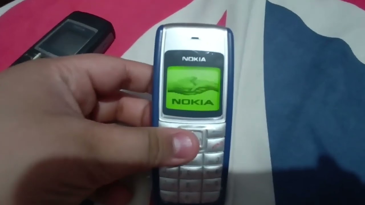 Nokia 1110i Startup and Shutdown 