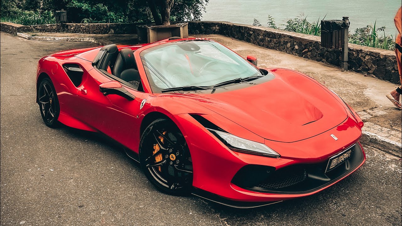 Rolê de Ferrari F8 por Balneário Camboriú | SC