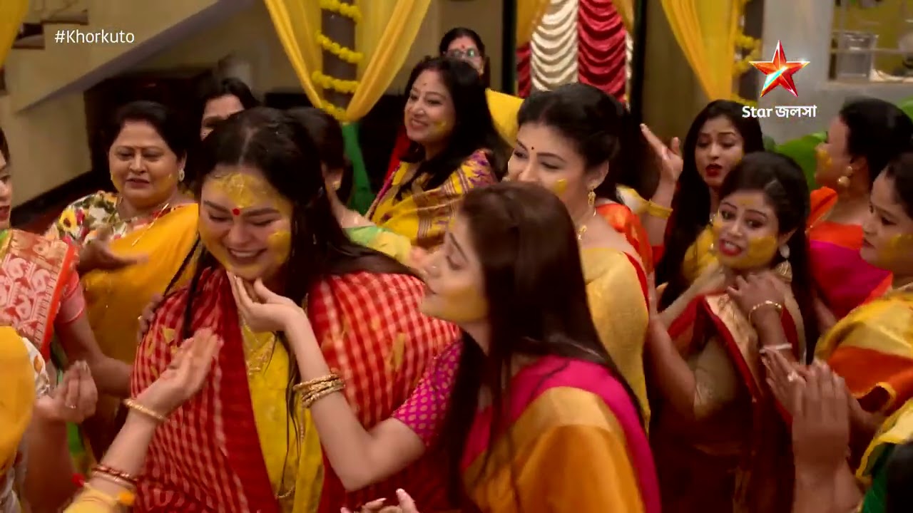 পুটু পিসির বিয়ের আনন্দে মেতে উঠেছে গোটা মুখার্জী পরিবার !