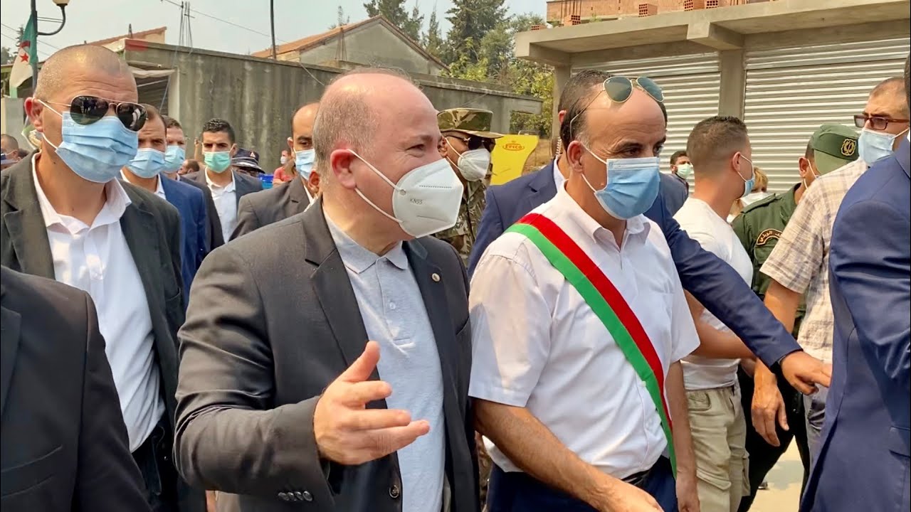 الوزير الأول وزير المالية يتفقد المناطق المتضرّرة من الحرائق في تيزي وزو