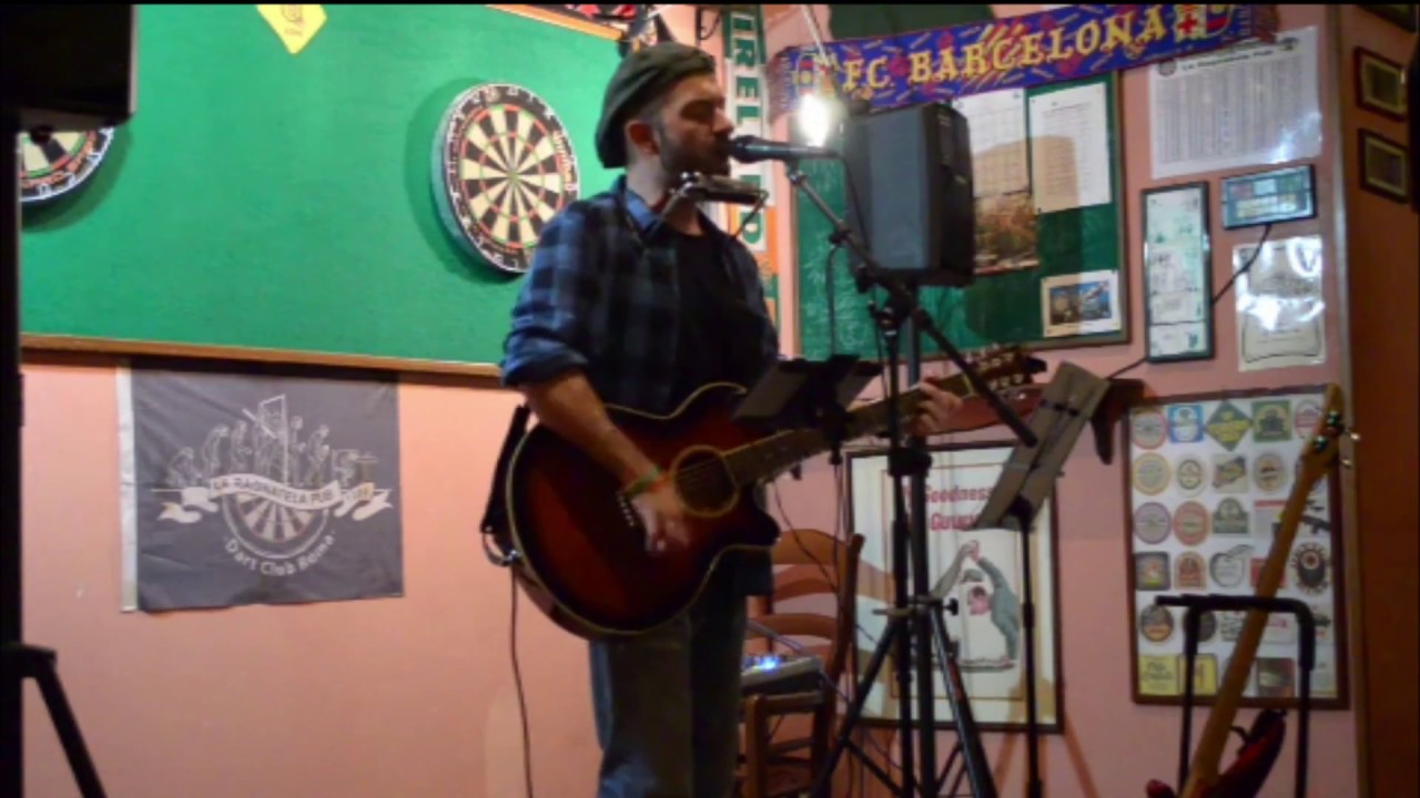 Wish you were here - Pink Floyd  (Anfibio acoustic Cover - Live in Roma)