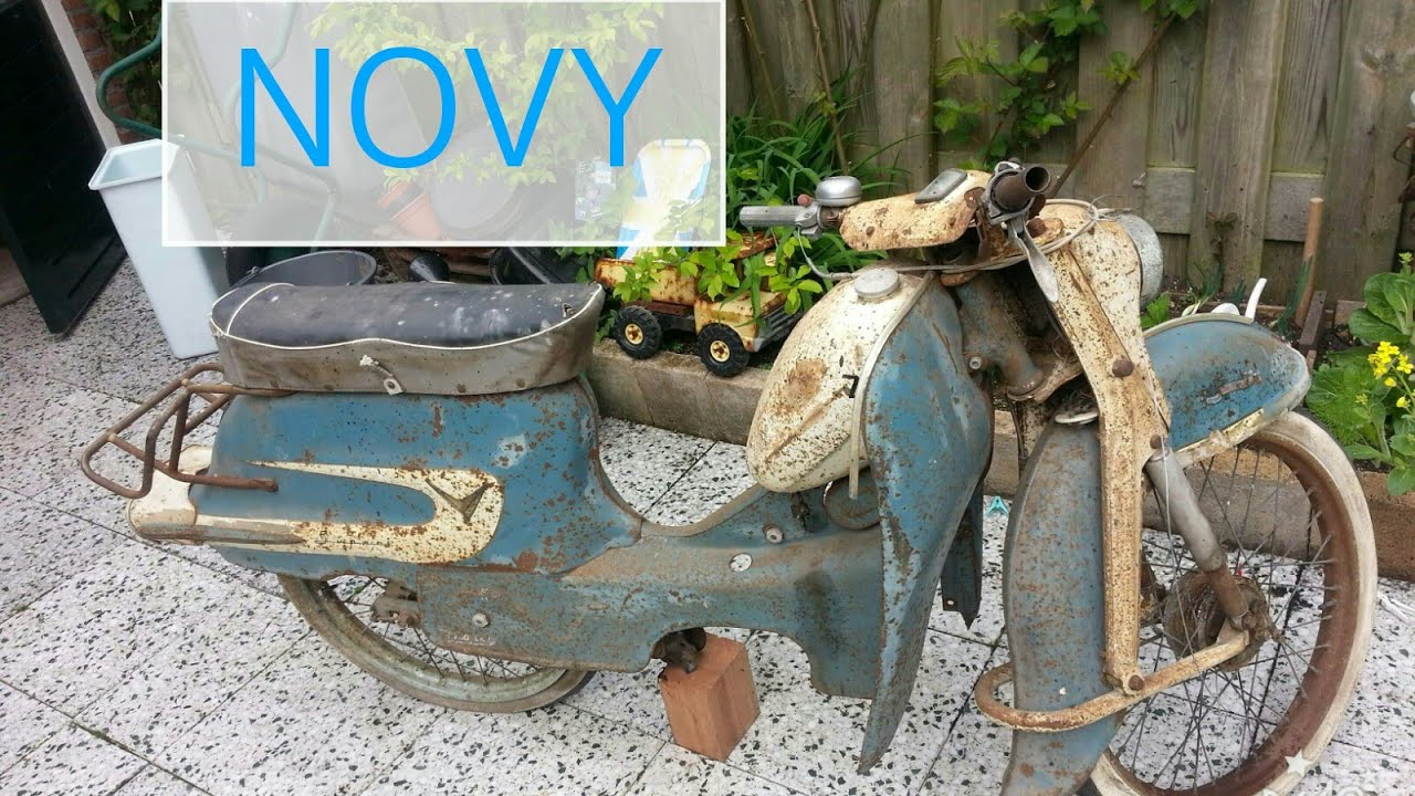 restoration Novy 1958 / classic moped / oldtimer brommer