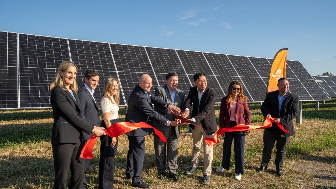 Gov. Pritzker Celebrates the Opening of New Community Solar Farm in Illinois