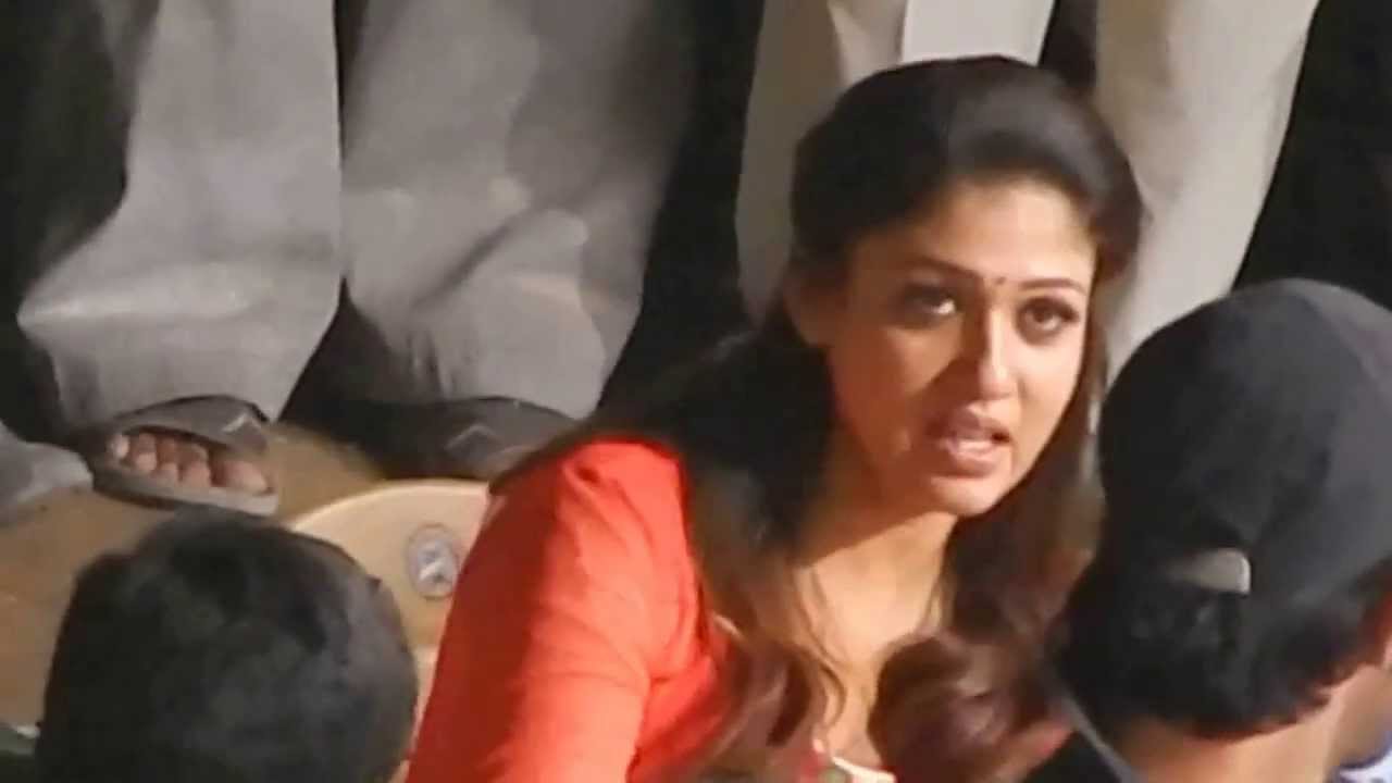 Nayanthara Mischievous Smile @ Film Shooting