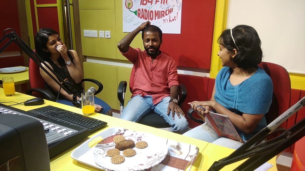 മാനസ സിംഗിൾ ആണെങ്കിൽ ?? Vishnu Unnikrishnan ന് എന്തോ പറയാനില്ലേ??