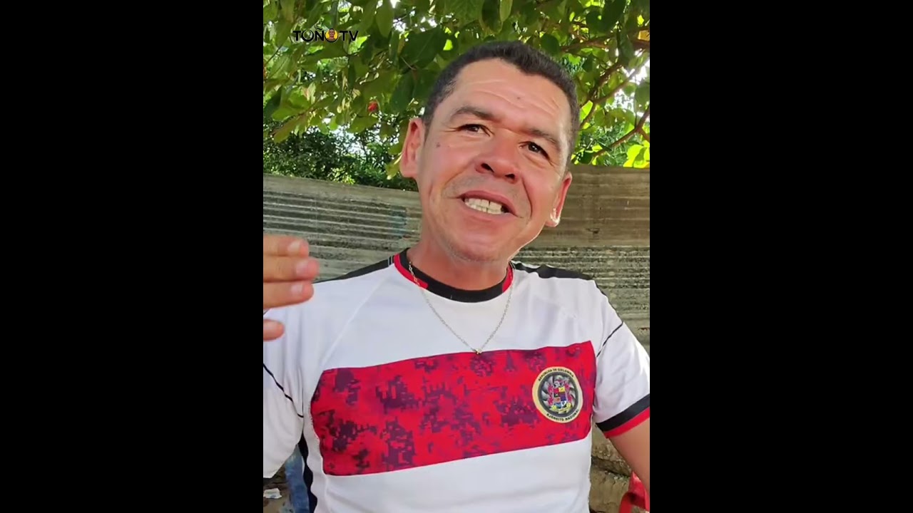 El final está de ataqu3 de risa, míralo de principio a fin y no te defraudará
