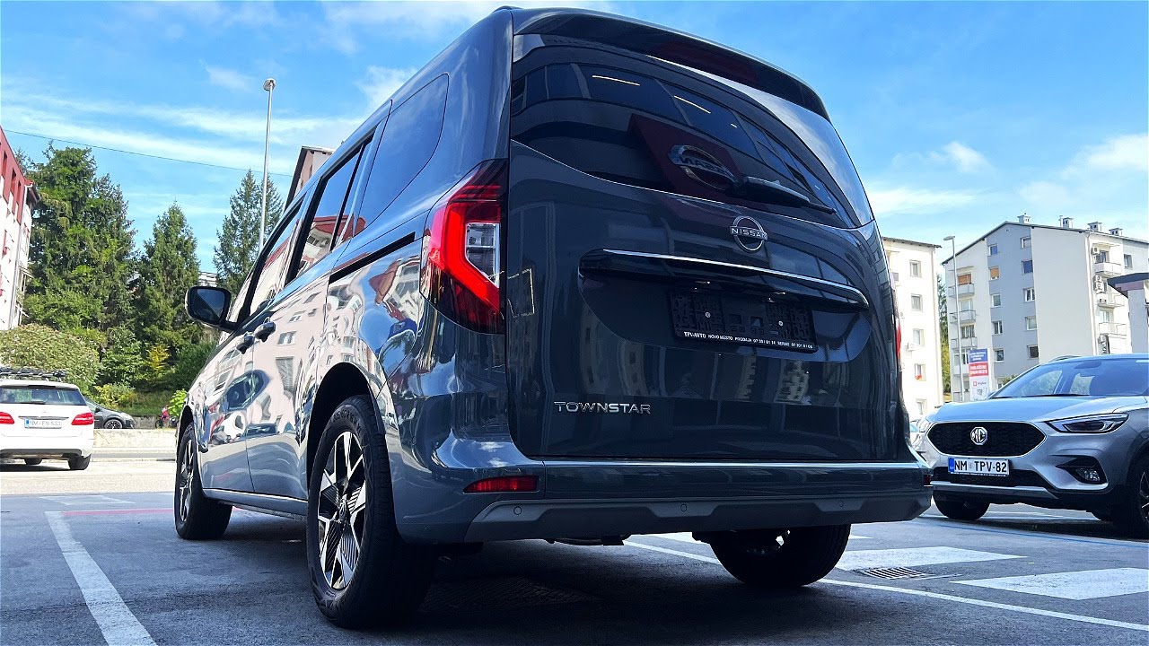 New Nissan TOWNSTAR 2024 - Exterior