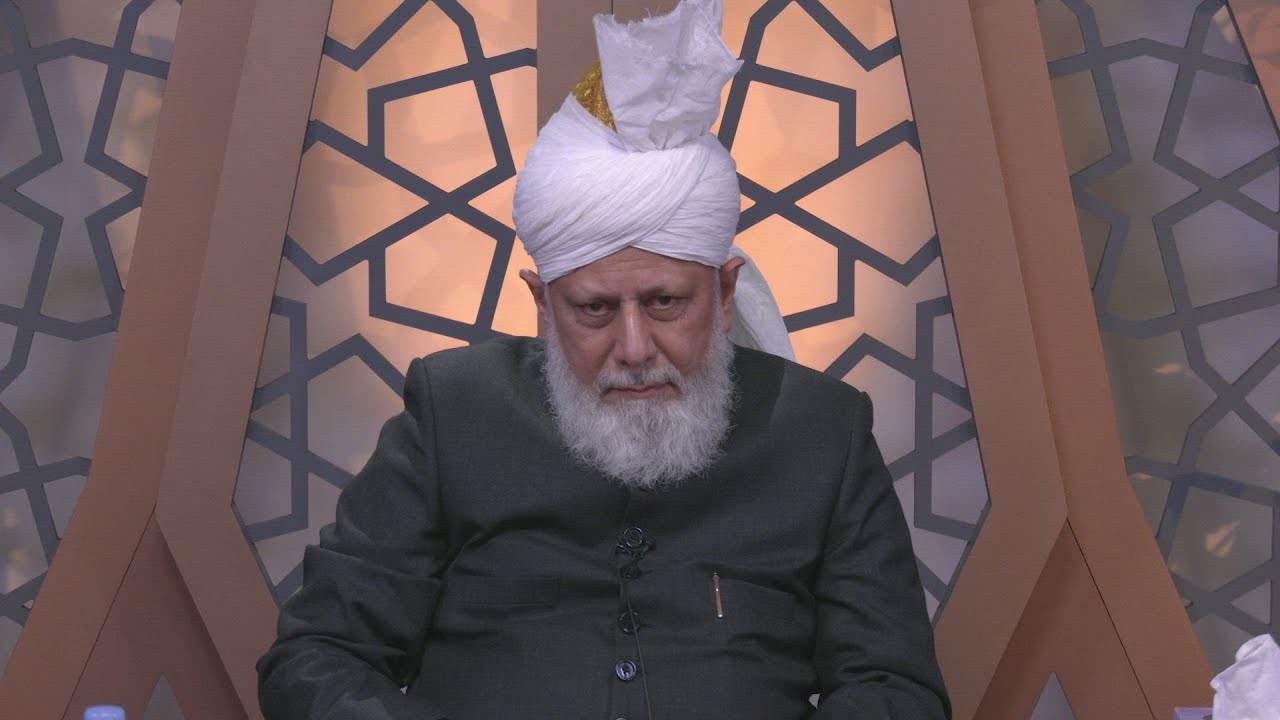 Huzoor's Mulaqat With Lajna | Sweden | 21st November 2021